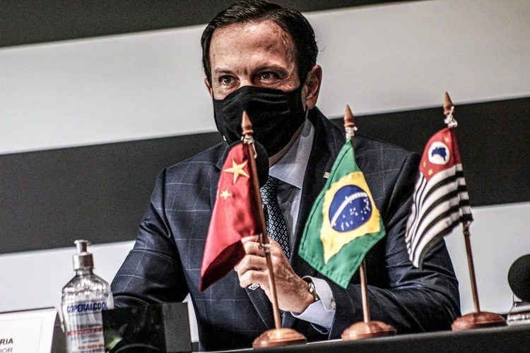 Call por vídeo com o Embaixador da China no Brasil, Yang e o Governador João Dória

Dia: 26/01/2021

Local: São Paulo/SP

Foto: Governo do Estado de SP (Governo do Estado de SP/Divulgação)
