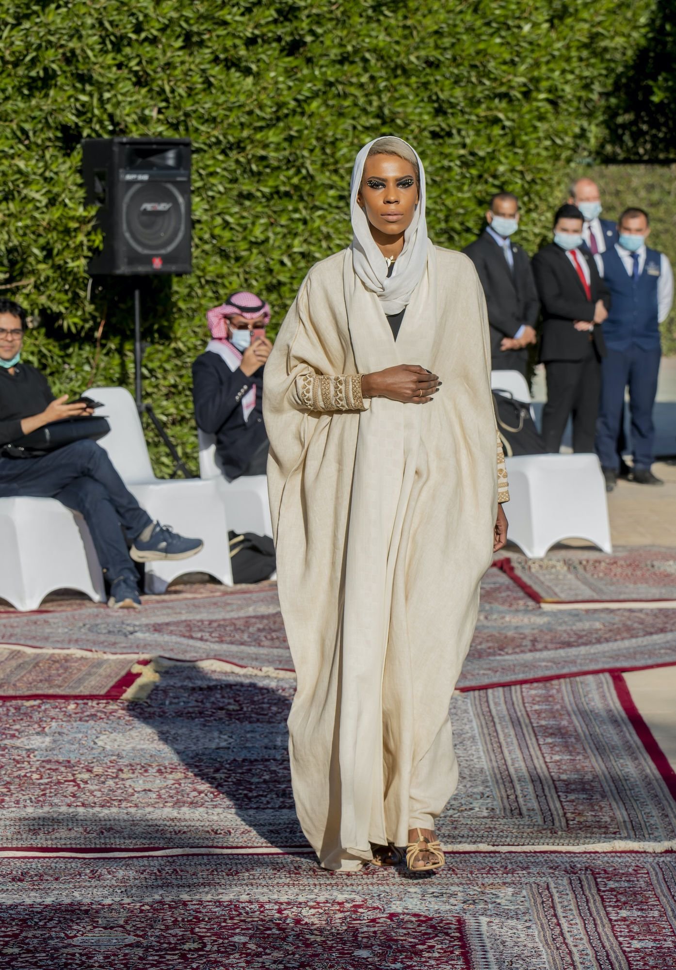 Recatado E Chique Como A Princesa Da Ar bia Saudita Quer Mudar A Moda recatado-e-chique-como-a-princesa-da-ar-bia-saudita-quer-mudar-a-moda