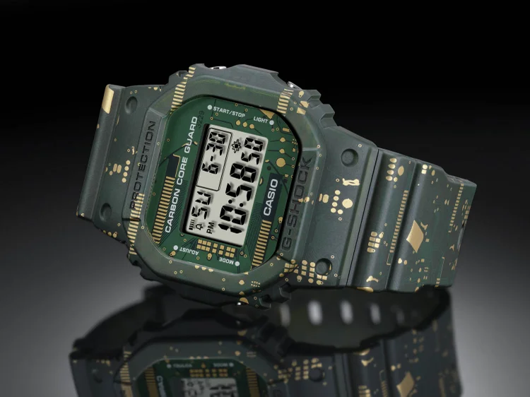 G-Shock lança o primeiro modelo com pulseiras removíveis, que acompanha três opções (Casio/Divulgação)