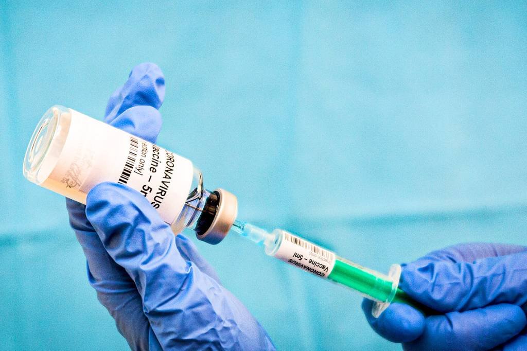 O nome importa no atual estágio das vacinas? As técnicas de branding são necessárias nesse momento? (Paul Biris/Getty Images)