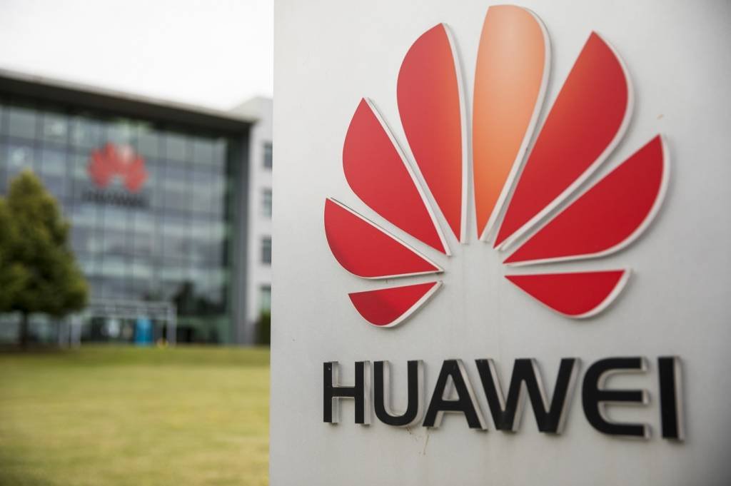 Huawei: a empresa anunciou que seu centro de produção gerará 300 empregos diretos e poderá fabricar o equivalente a 1 bilhão de euros (1,2 bilhão de dólares) em componentes por ano (Jason Alden/Bloomberg/Getty Images)
