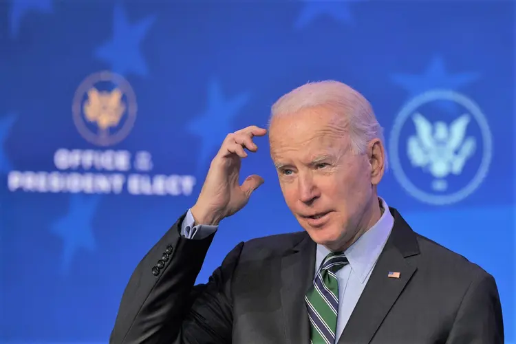 Joe Biden: o presidente eleito também jogará por terra imediatamente a proibição imposta por seu antecessor de voos de vários países muçulmanos, uma medida considerada islamofóbica (Alex Wong/Getty Images)