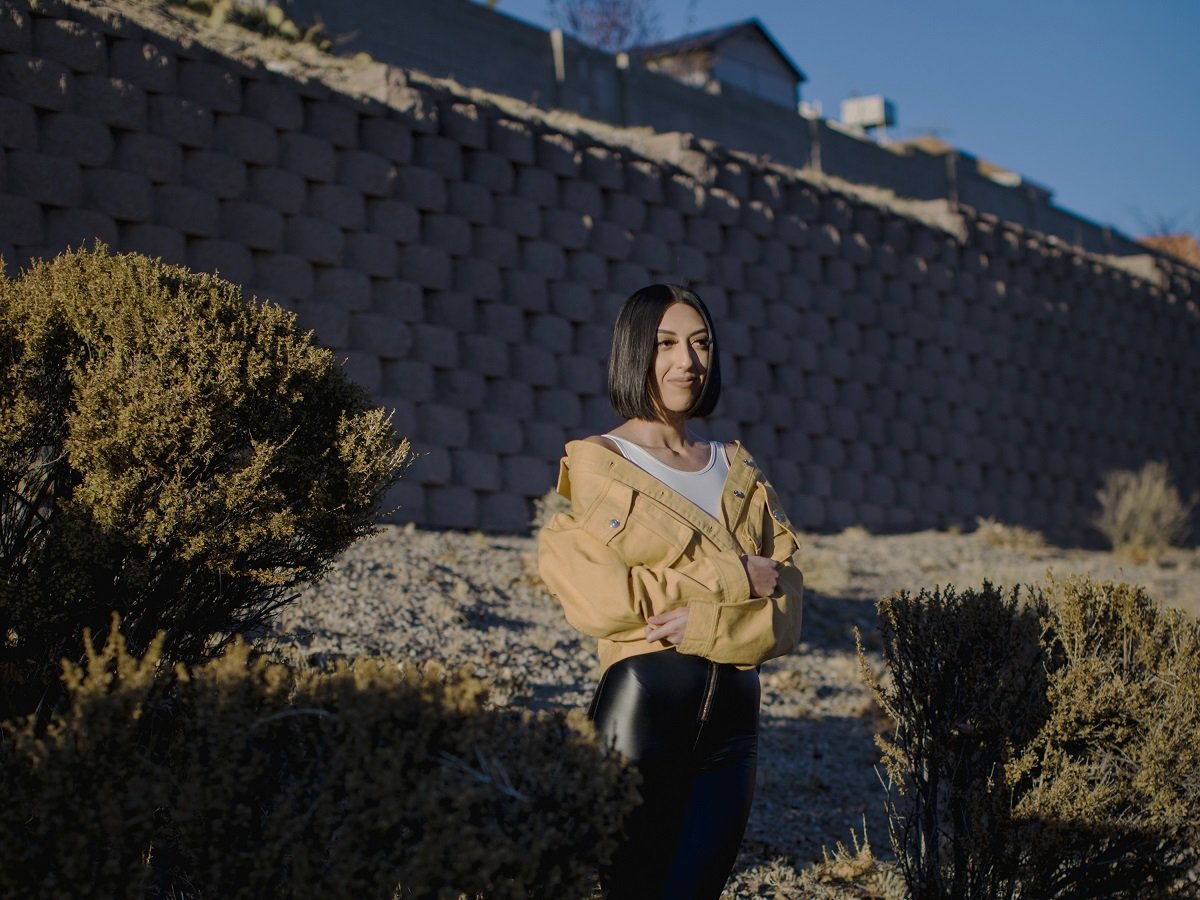 Como ela driblou o desemprego? Vendendo nudes online Exame