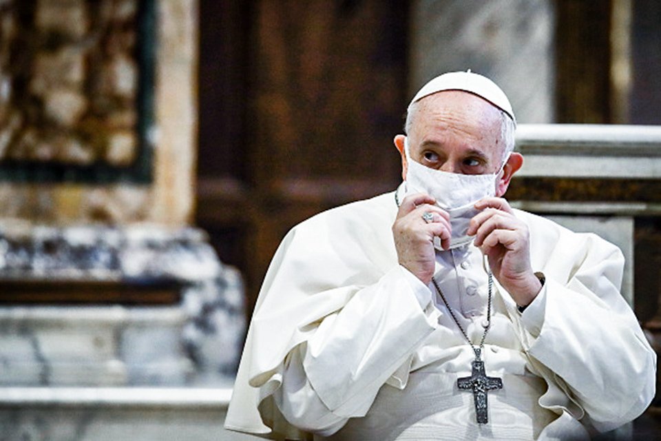 Papa Francisco aprova novas leis contra a corrupção dentro do Vaticano