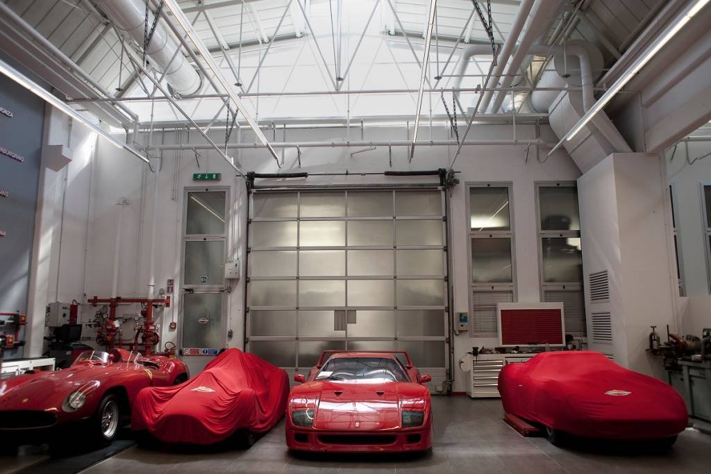 Oficina de reparos da Ferrari em Maranello, na Itália  (Nadia Shira Cohen/The New York Times)