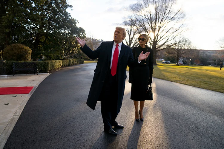 Donald Trump e Melania se despedem da Casa Branca (Eric Thayer/Getty Images)