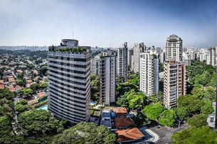 Real estate growth in São Paulo focuses on two extremes