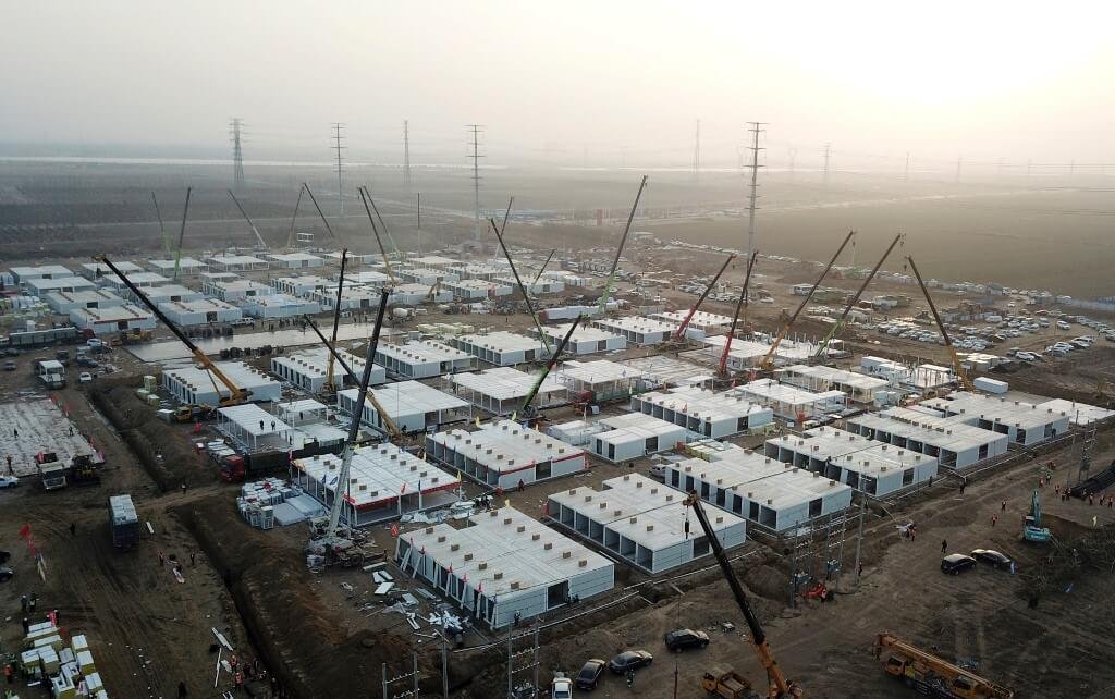 China constrói gigante centro de quarentena contra covid-19