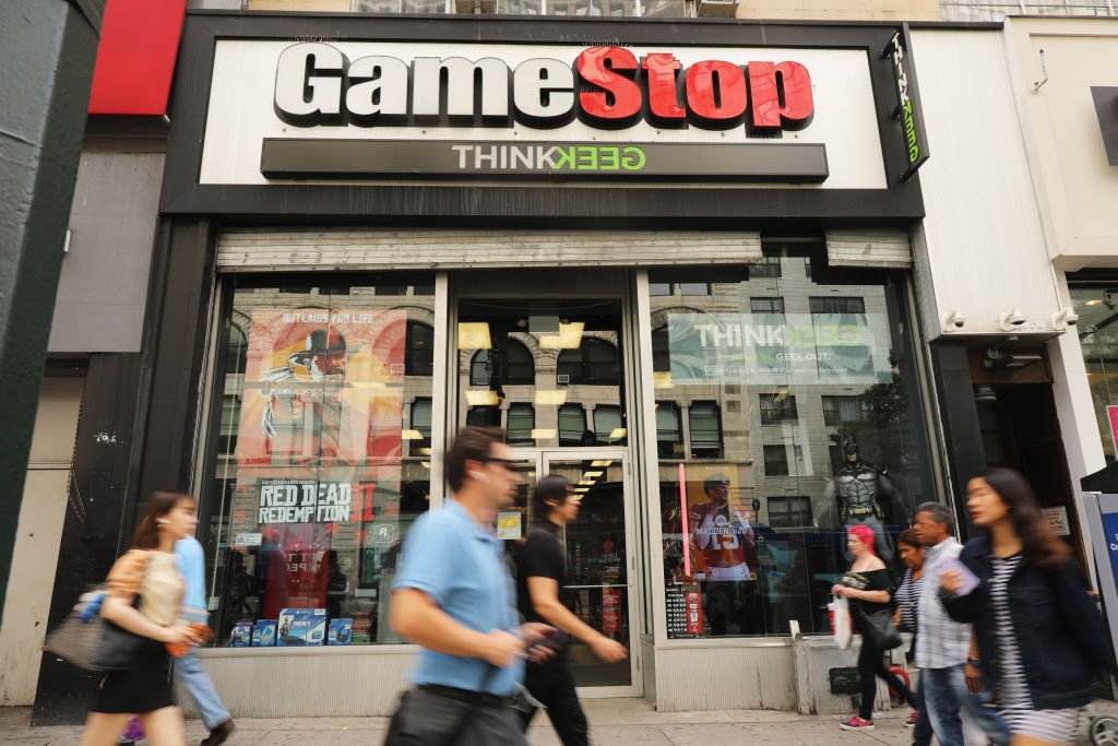 GameStop e AMC disparam 50% em pré-mercado "insano" e novo rali de ações