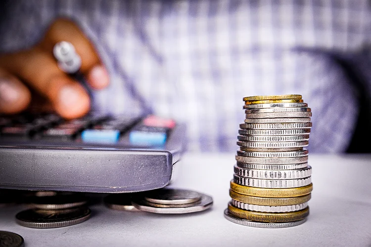 Ferramentas ajudam usuários a decidir onde aplicar economias e como ter mais segurança na aposentadoria (Towfiqu Photography/Getty Images)