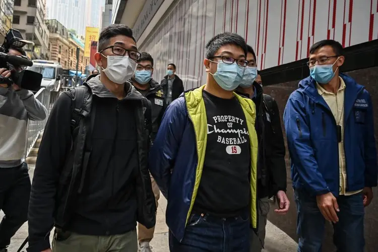 China aumenta pressão e dezenas de opositores são detidos em Hong Kong (Peter PARKS/AFP)