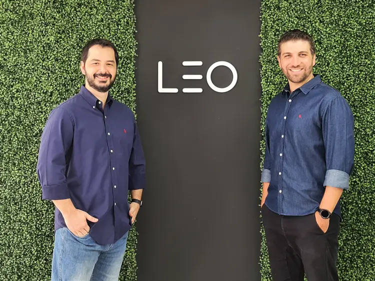 Richard Vasconcelos, da LEO Learning, e Felipe Kinder, da E-Create: em cinco anos, sócios querem que o negócio fature 100 milhões de reais por ano (LEO Learning Brasil/Divulgação)