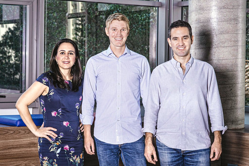 Cristina Junqueira, Edward Wible e David Vélez, fundadores do Nubank: empresa foi criada em 2014 e se tornou popular pelo seu cartão de crédito sem anuidade (Divulgação/Divulgação)