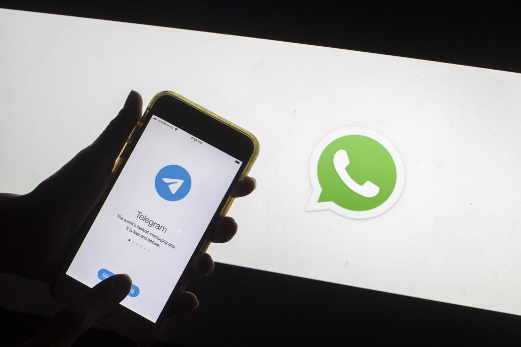 Telegram segue funcionando: app se safou ao aceitar as condições de controle impostas pelo ministro do STF Alexandre de Moraes (Brent Lewin/Bloomberg/Getty Images)