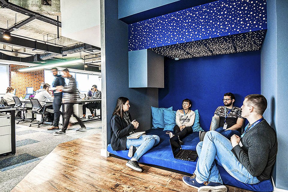 Na contramão dos layoffs, estas startups estão com mais de 200 vagas abertas; há opções home office