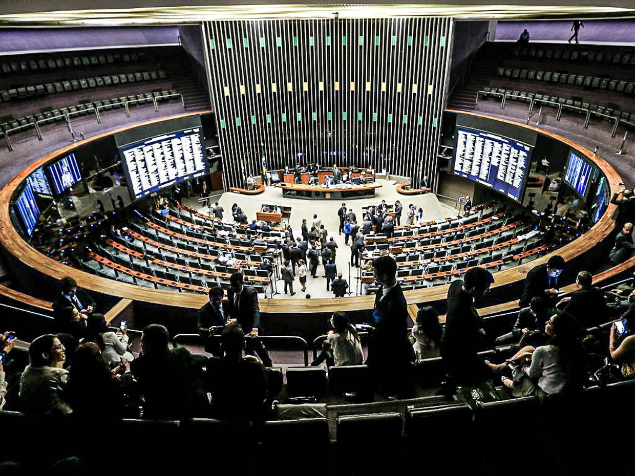 Brasília - Início da sessão plenária do Congresso Nacional destinada a concluir votação do projeto de Lei de Diretrizes Orçamentárias (LDO) de 2017 (Marcelo Camargo/Agência Brasil)