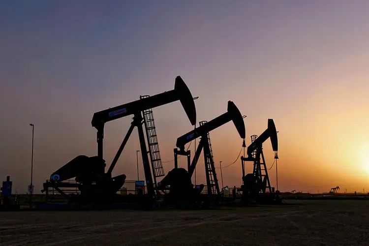 Equipamentos de extração de petróleo: China e EUA estudam plano conjunto para derrubar preços do petróleo | Foto: Nick Oxford/File Photo/Reuters (Nick Oxford/File Photo/Reuters)