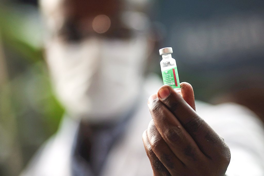Vacinação no Rio está garantida só até quarta; saiba quem ainda será imunizado