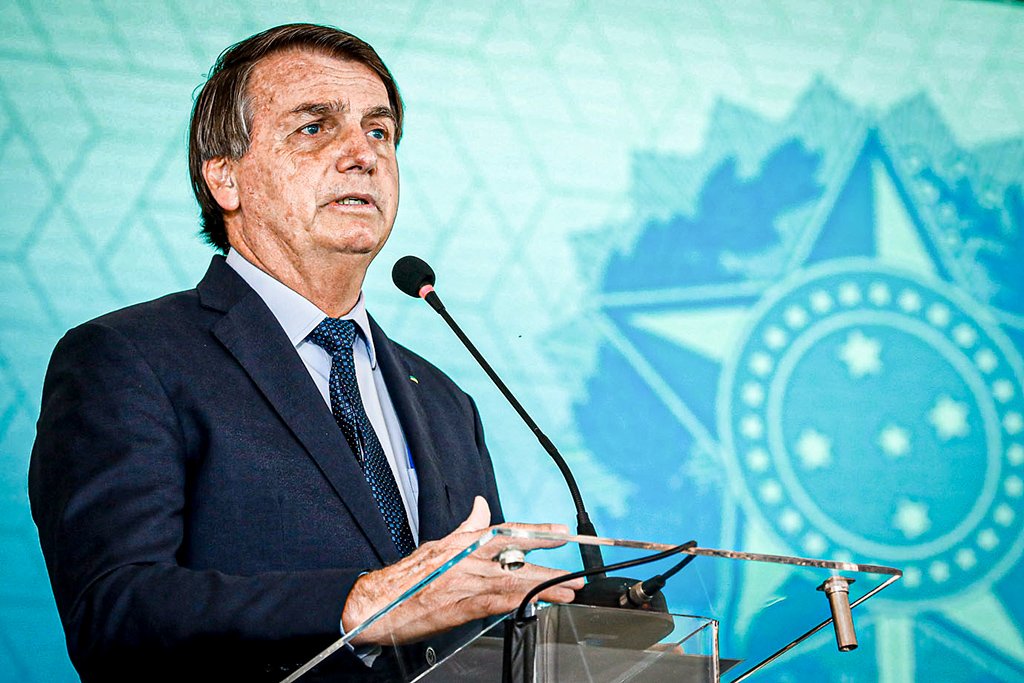 Não podemos admitir presidente de estatal que não tenha visão social, diz Bolsonaro