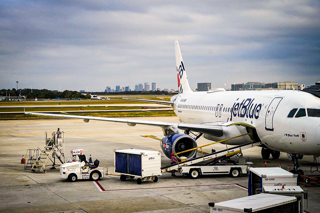 Companhias aéreas ainda não sabem quando os passageiros voltarão