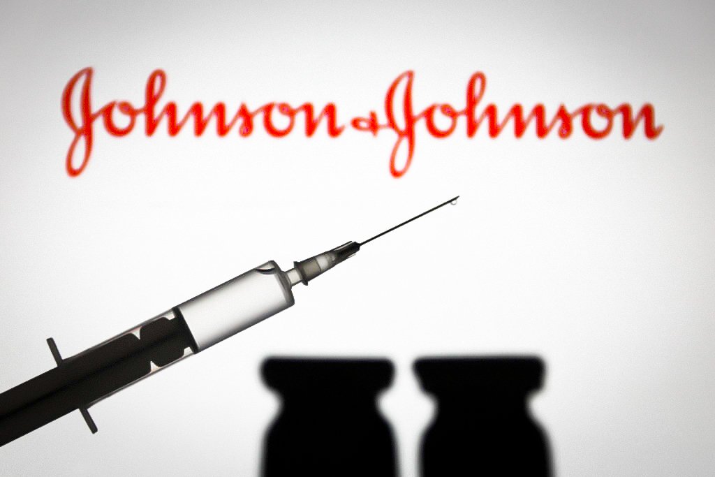 Agência americana analisa vacina de dose única da Johnson & Johnson nesta sexta