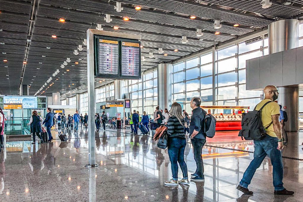 Agentes da GLO apreendem 40 kg de supermaconha no aeroporto de Guarulhos