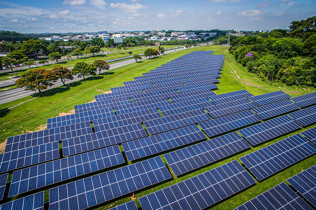 Fazenda solar da EDP construída para a Johnson & Johnson: empresa terá apenas geração renovável no portfólio (Johnson & Johnson/Divulgação)