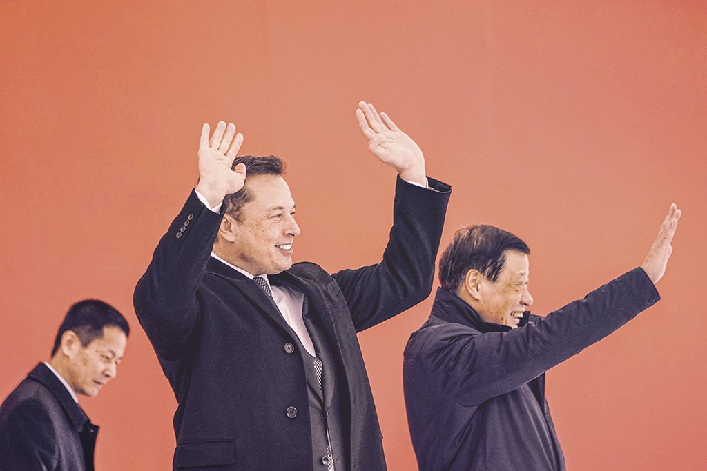 Elon Musk na China: sucesso nas lojas e nas redes sociais (Aly Song/Reuters)