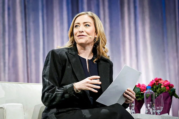 Whitney Wolfe Herd, fundadora do Bumble, é a mais jovem bilionária do mundo a conquistar a fortuna com seu próprio trabalho (Marla Aufmuth / Colaborador/Getty Images)