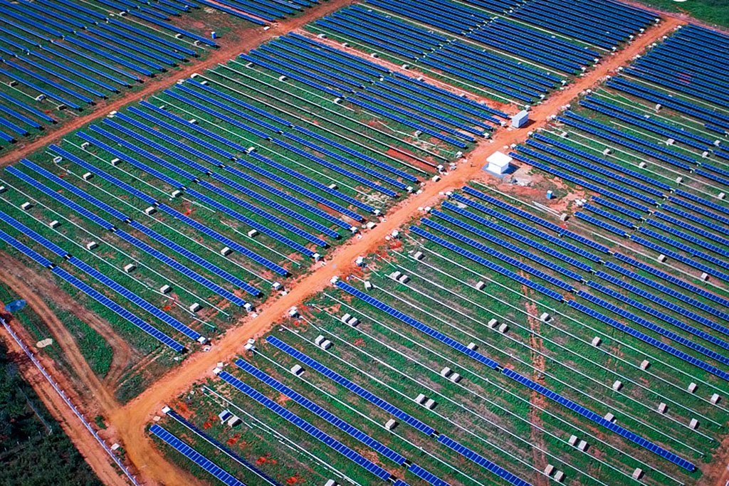 Para driblar alta no custo, setor de energia solar aposta em assinaturas