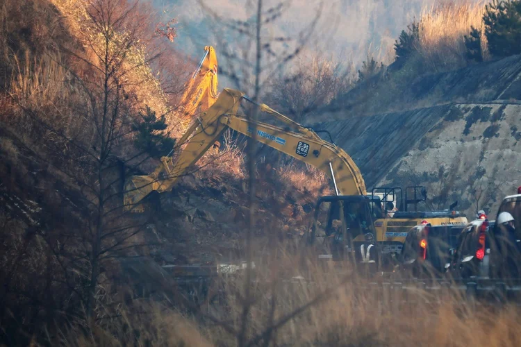 Fukushima, no Japão: autoridades pedem para população ter cuidado porque há risco de deslizamentos de terra (Hiroshi Hiyama/AFP)