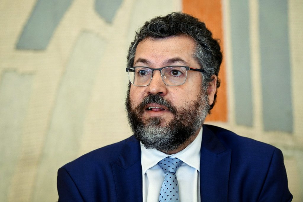 O chanceler Ernesto Araújo pode ser o segundo ministro a deixar o governo em pouco tempo (AFP/AFP)