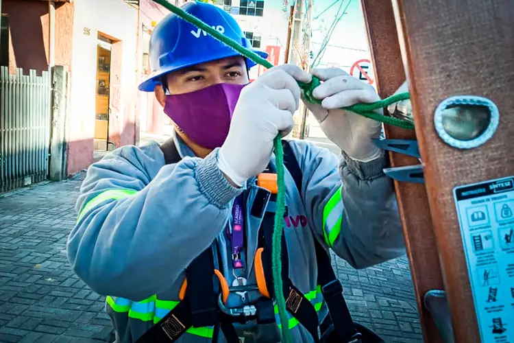 Instalador de Vivo Fibra: função é principalmente ocupada por homens na Vivo (Vivo/Divulgação)