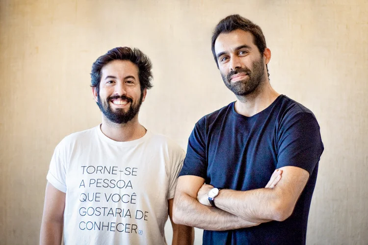 Rui Brandão e José Simões: médico e engenheiro portugueses criaram a startup em 2016  (ZenKlub/Divulgação)