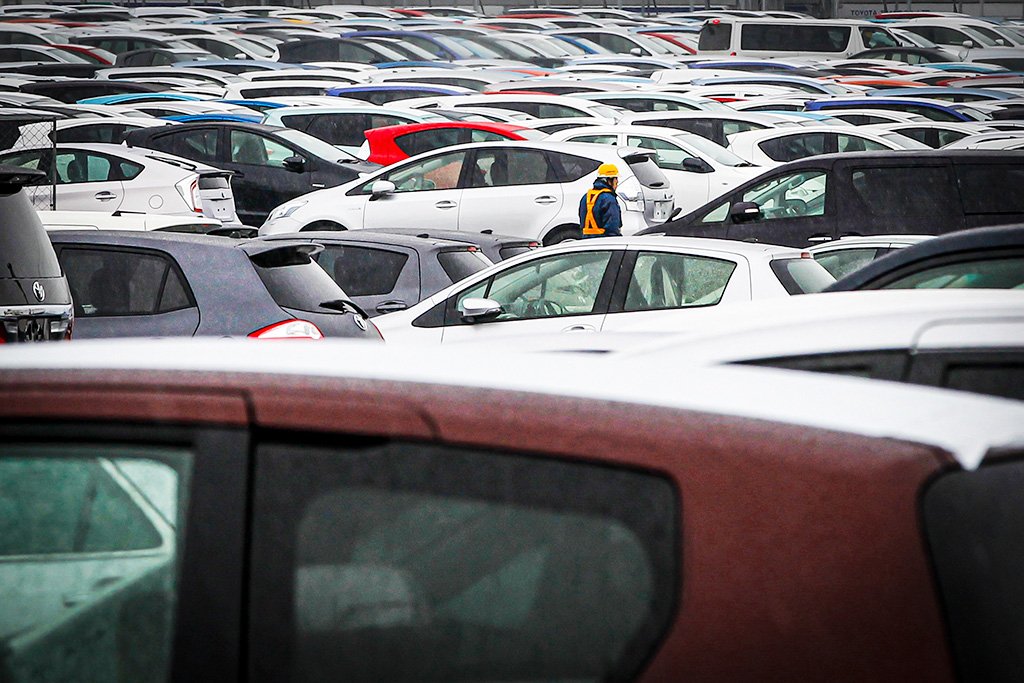 Vendas de veículos caem 16,7% e têm pior fevereiro em 3 anos, diz Fenabrave