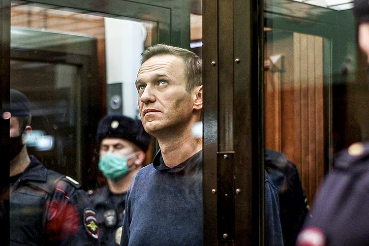 O mais ferrenho opositor de Putin fez uma aposta alta ao regressar a Moscou após ter sido envenenado, em agosto de 2020 (Simonovsky District Court/Handout/Reuters)