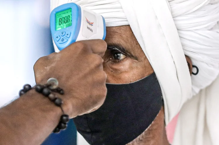 Índia: o país relatou uma disparada de casos, acima da marca de 60 mil, durante três dias consecutivos (Francis Mascarenhas/Reuters)