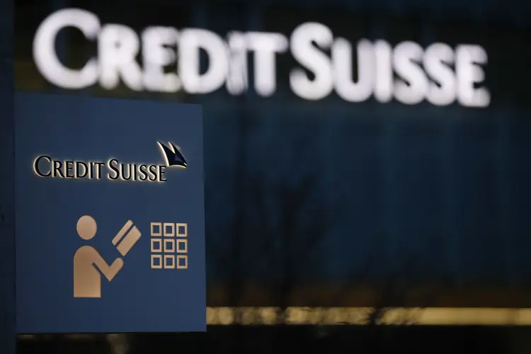 Credit Suisse: ações do banco derreteram 24% na bolsa com receio de investidores (Stefan Wermuth/Bloomberg)