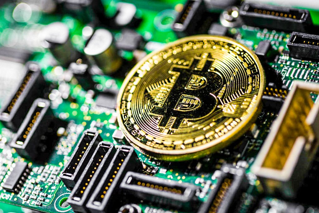 Mineração de bitcoins e a corrida do ouro digital