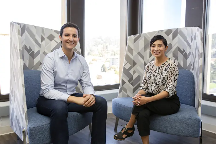 Pedro Moura e Jessica Eting, fundadores da Flourish: empreendedores se conheceram durante MBA na universidade de Berkeley, nos Estados Unidos 
 (Flourish/Divulgação)