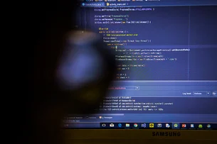 Google confirma roubo de dados de mais de 200 empresas por falha em apps conectados ao Salesforce