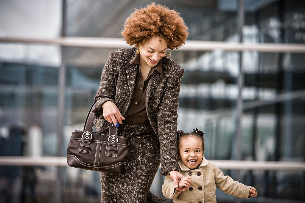 Existe hora certa para ser mãe? (Ariel Skelley/Getty Images)