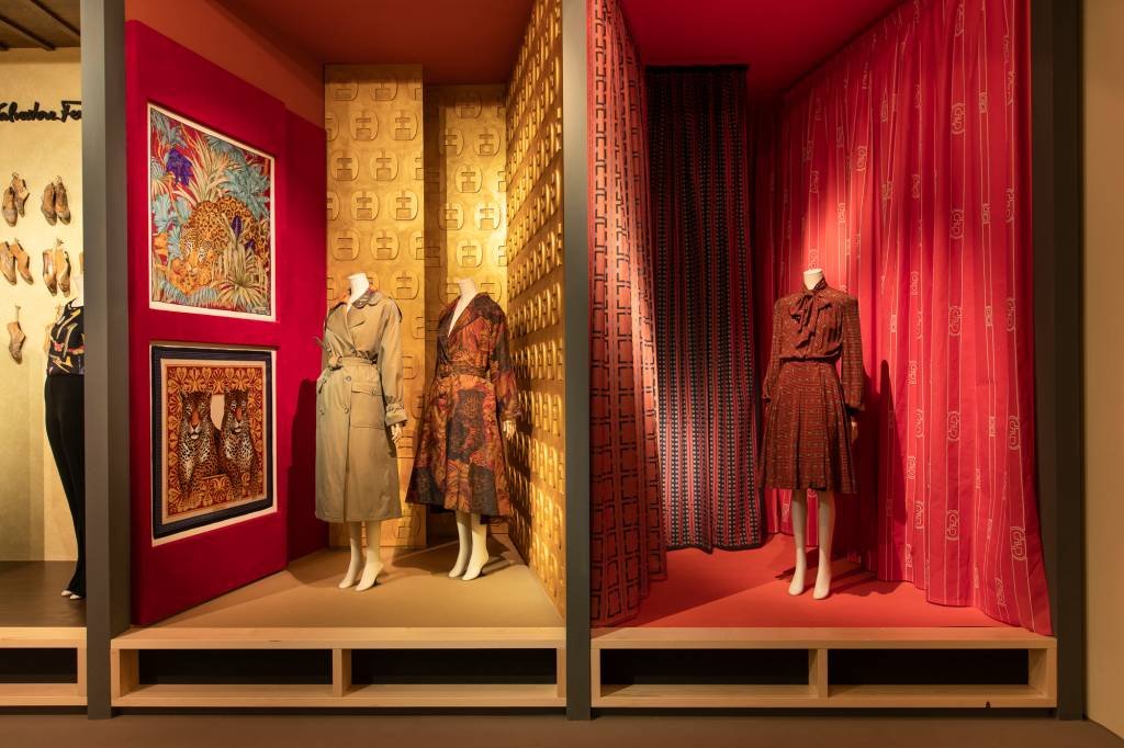 Visite a história da seda com a exposição 'Silk', de Salvatore Ferragamo