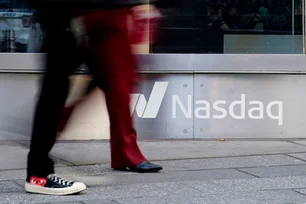 Imagem referente à matéria: Nasdaq entra com pedido para começar negociação de ações tokenizadas nos EUA