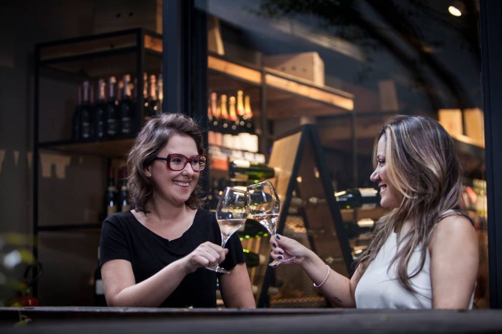 5 vinhos escolhidos por mulheres sommelières para o dia 8 de março