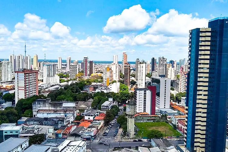 Vista aérea de Belém: cidade marca, junto com Manaus, a entrada do QuintoAndar na região Norte | Foto: Alexandre Mansur/Reprodução (Alexandre Mansur/Reprodução)
