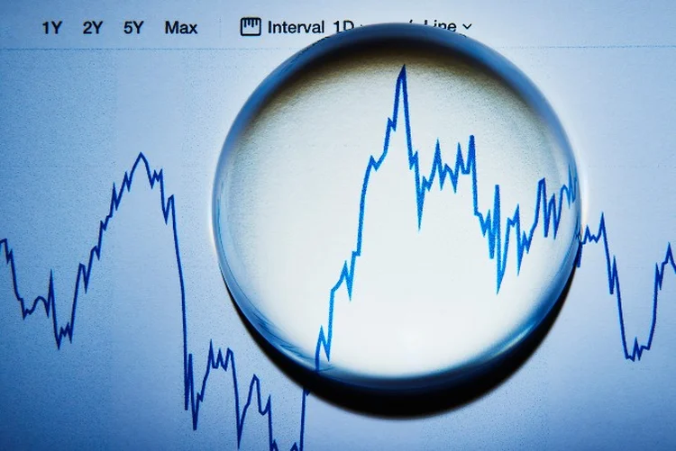Para investir em COE, é preciso ter visão de longo prazo e estar atento ao mercado internacional (John Lamb/Getty Images)