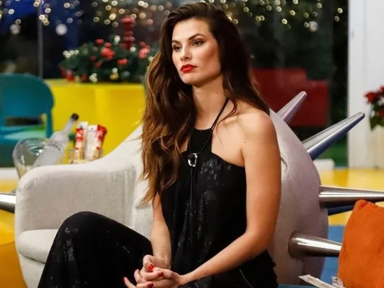 A brasileira Dayane Mello não venceu a final do BBB italiano. (Instagram/Reprodução)