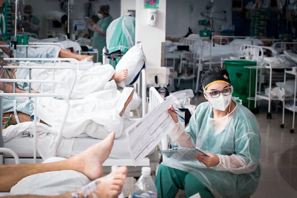 São Paulo tem estoque de kit intubação para alguns dias, diz secretário