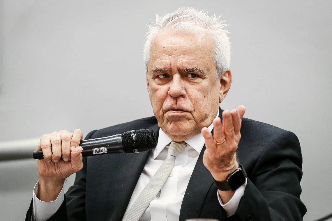 Sabesp salta 4% em meio a rumor sobre Castello Branco como possível CEO